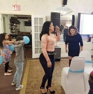 Meet your Posher, Wendy